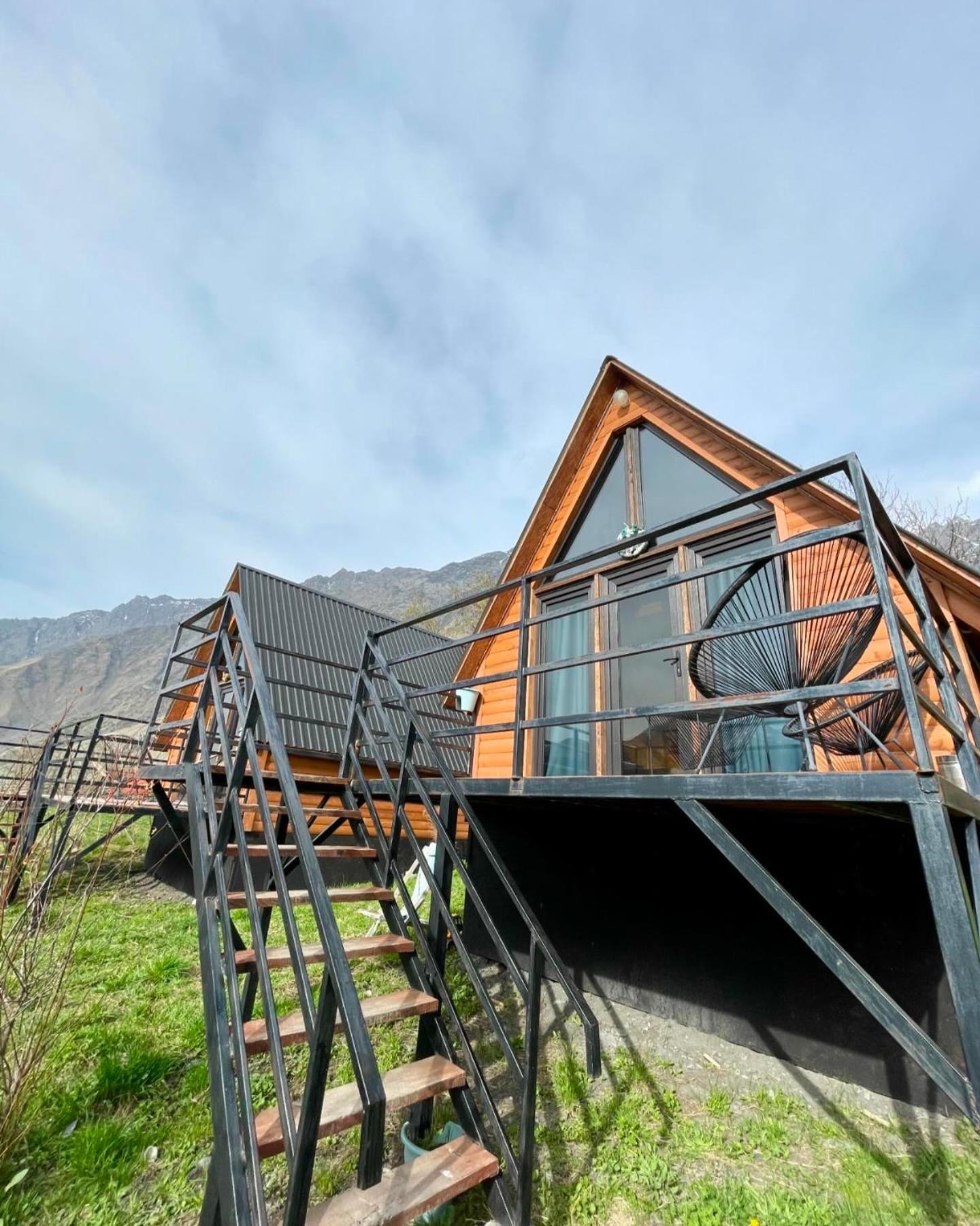 Kazbegi Kuro Cottages Exterior photo